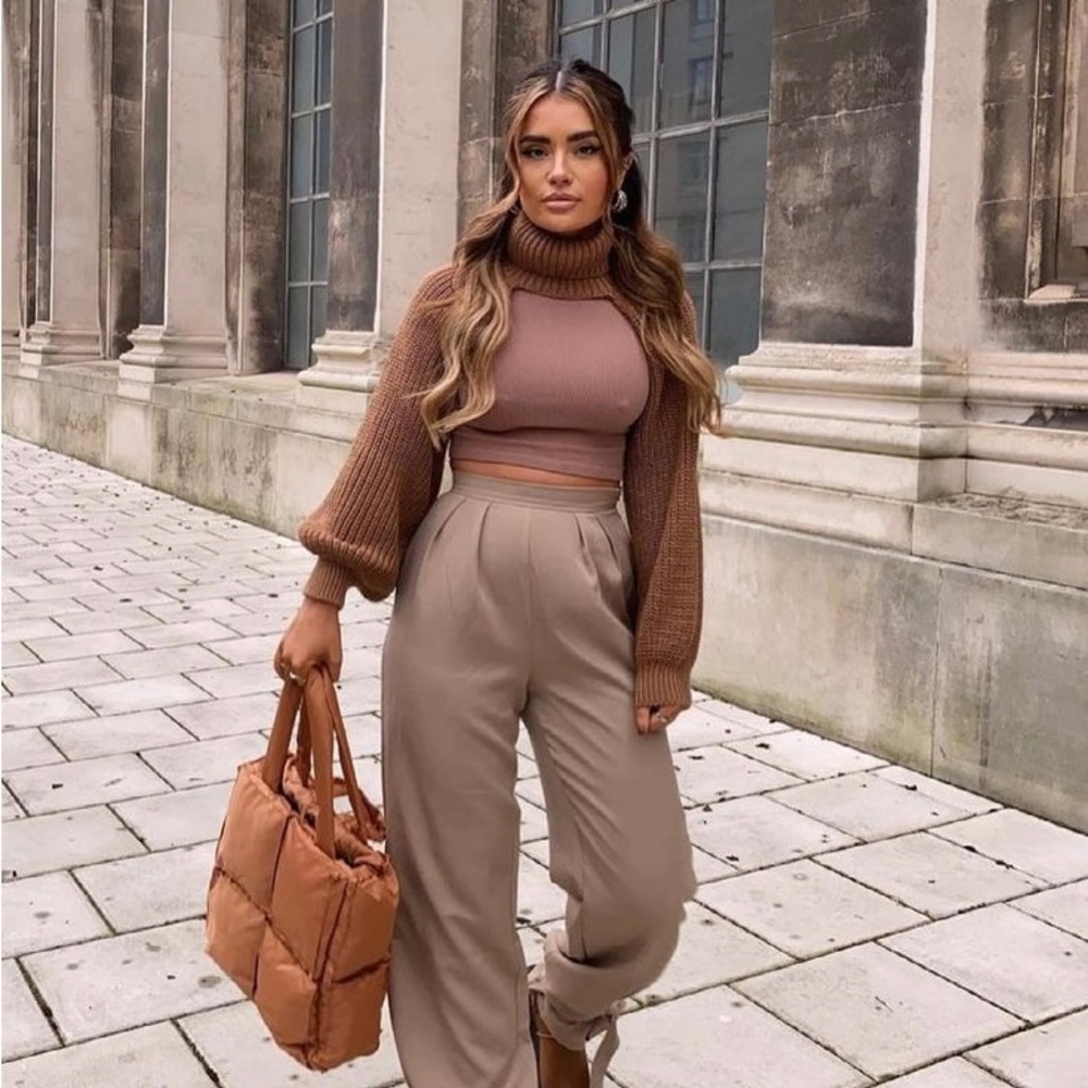 Camel trousers - Picture 4 of 8
